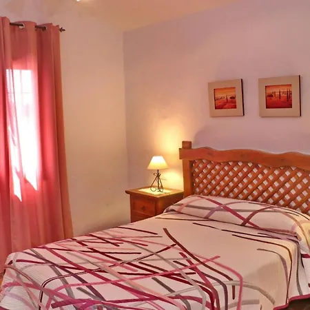 Casa Con Piscina 92 Holiday home